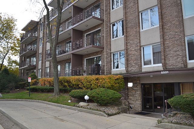 1st image of 5501 Lincoln Ave Unit 506
