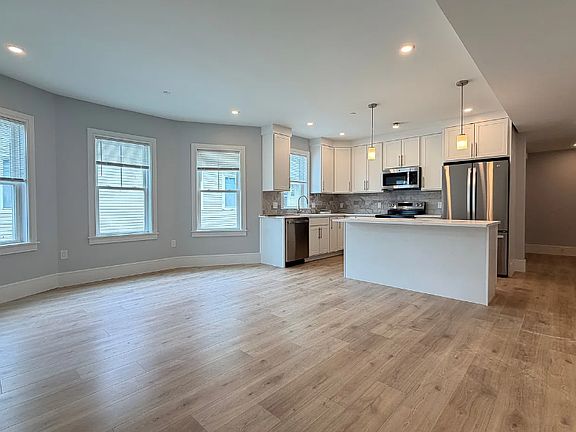 2nd image of 119 Holton St #1