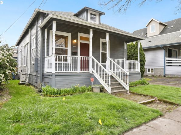 5926 S Corbett Ave, Portland, OR 97239