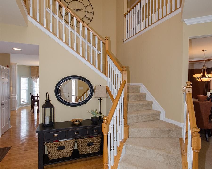 2nd image of 12870 Minden Dr