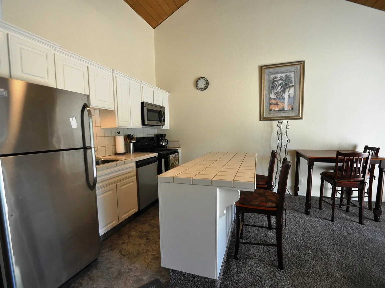 3 bed, 984 sqft, $1,700 — Photo 4