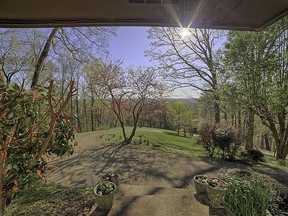 3rd image of 9223 Pleasant Ln