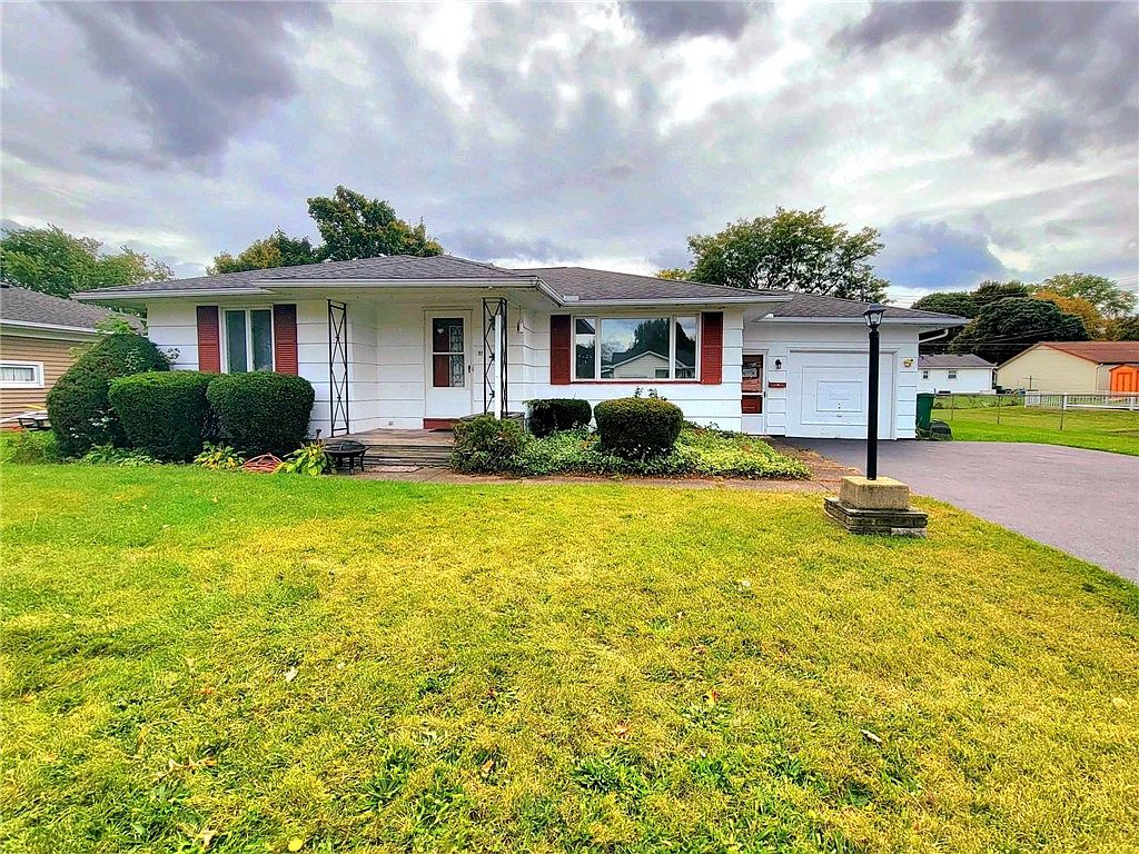 55 Fleetwood Dr, Rochester, NY 14609 Zillow