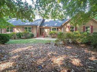 2502 Midkiff Ct, Jamestown, NC 27282