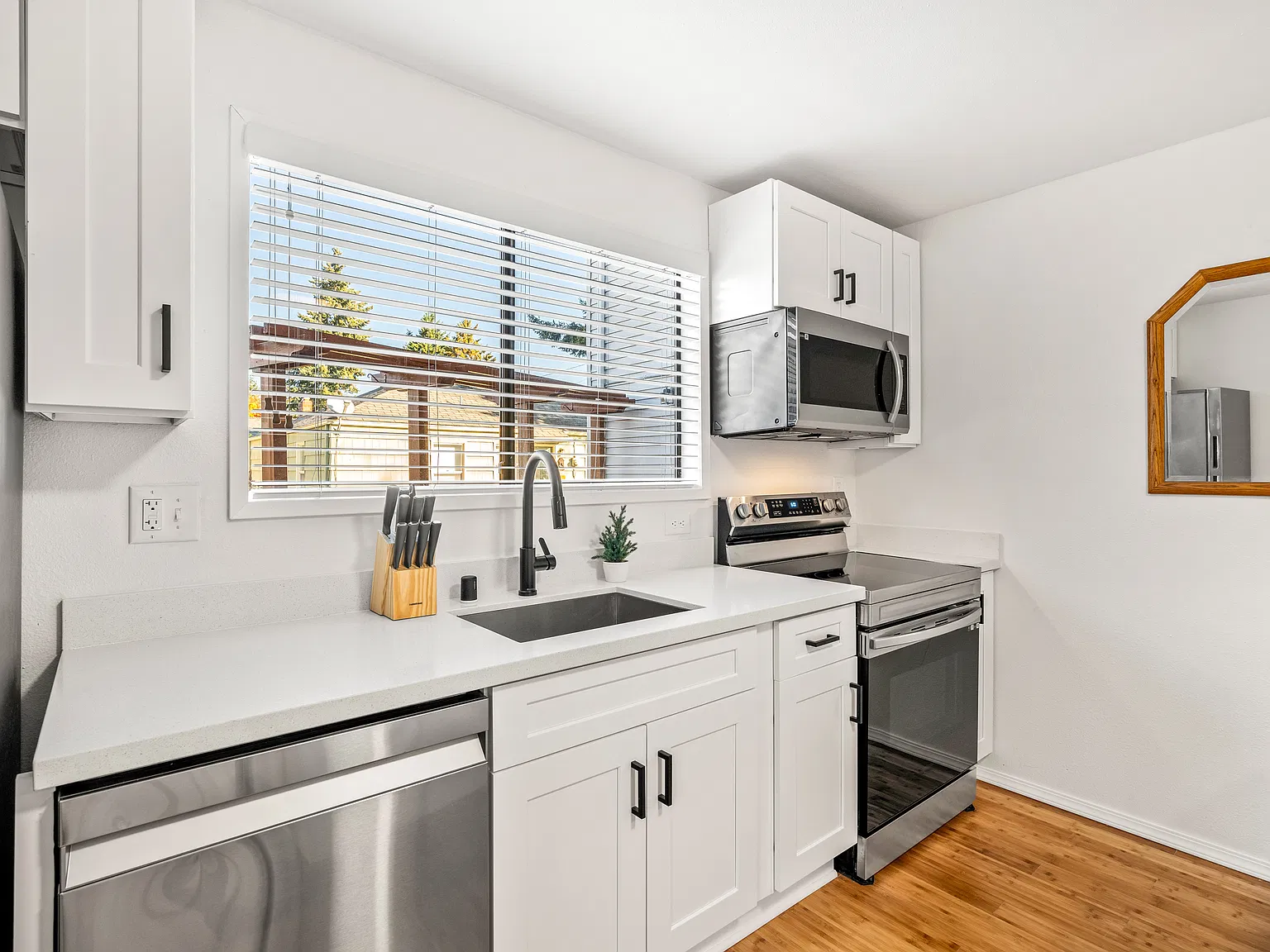 2 bed, 667 sqft, $2,495 — Photo 4