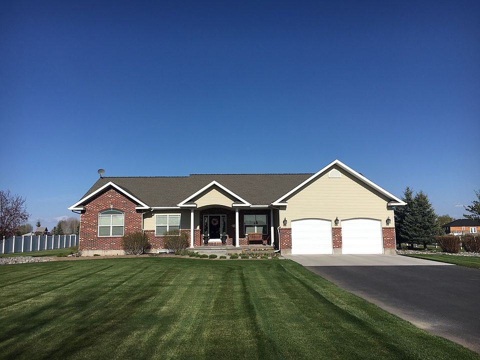 1st image of 1218 Crescent Dr