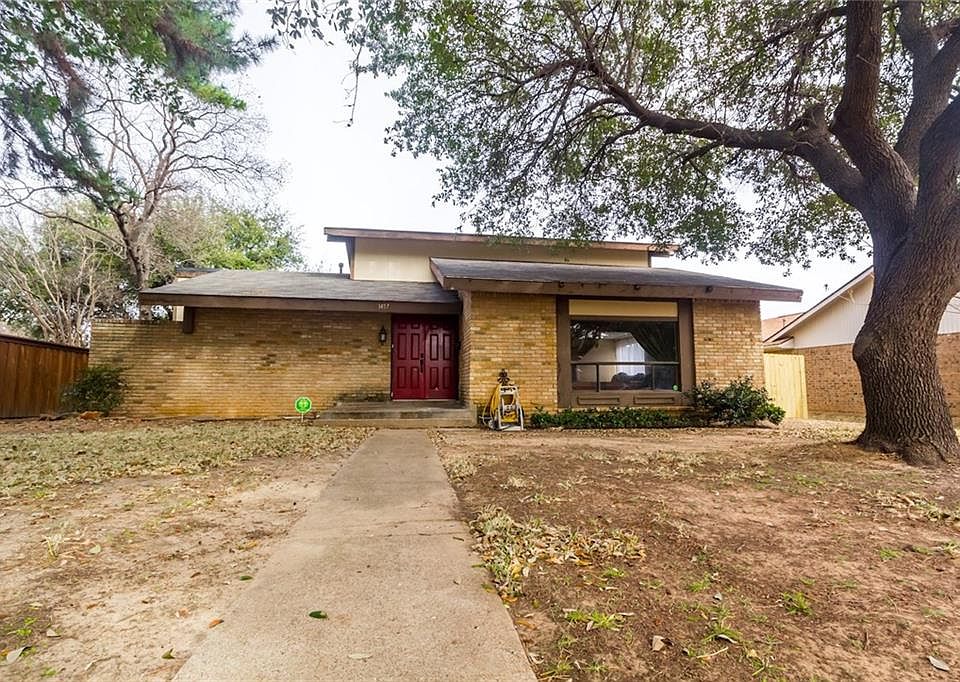 1st image of 1457 Forestglen Dr