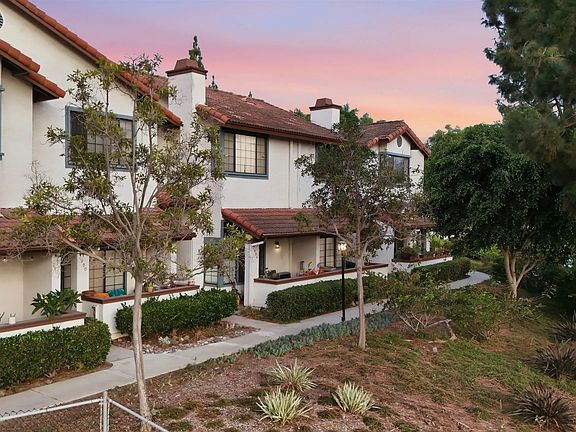 5th image of 7982 Mission Vista Dr