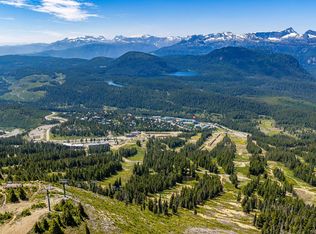 1328 Nordic Dr #B, Courtenay, BC V9J 1L0