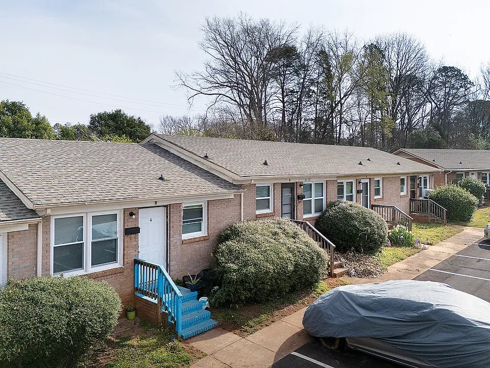 5214 Clearmont Ave #3