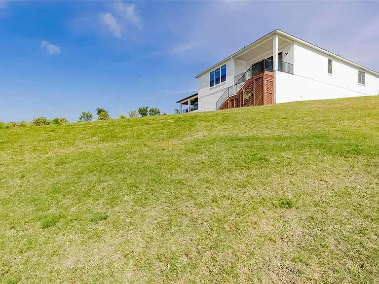 1332 Al Fresco Cv — Photo 33