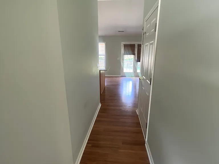 2445 Somerset Place Dr — Photo 10
