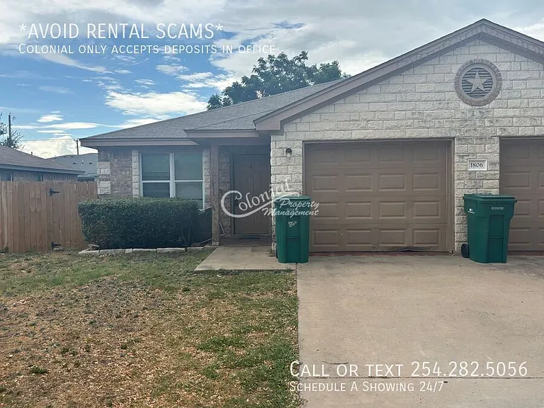 1806 Aztec Trce #A — Photo 1