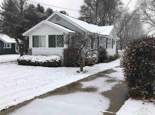 590 S River Rd, Saginaw, MI 48609