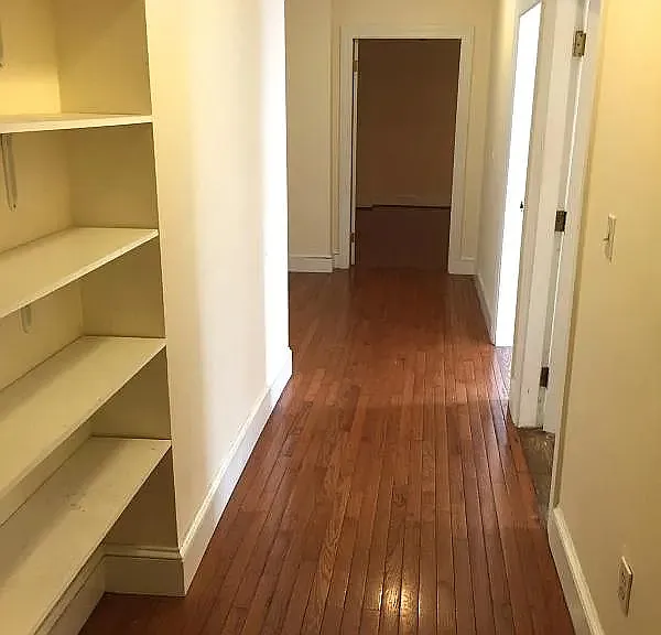 4 bed, 1200 sqft, $4,000 — Photo 4