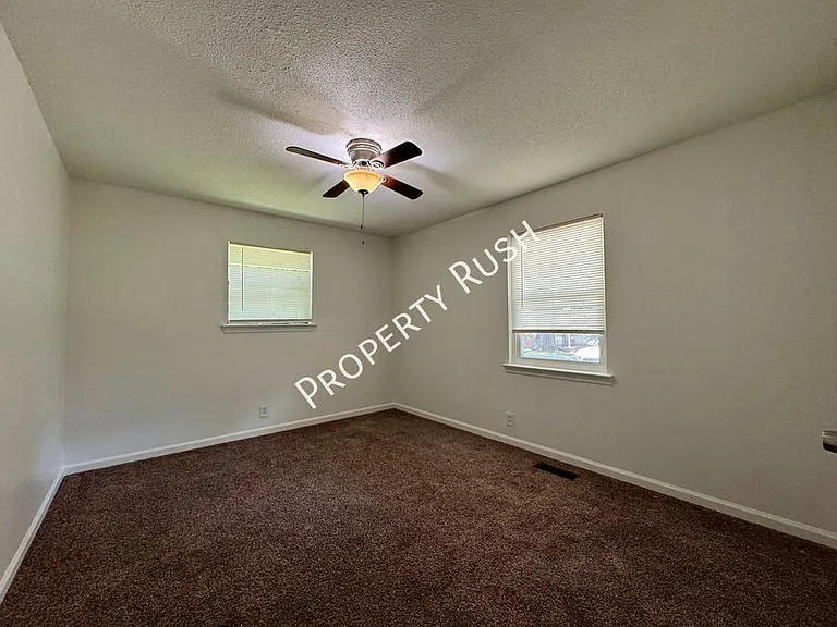 555 E Garden Farm Rd #B — Photo 10