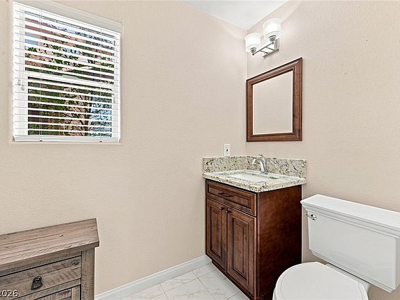 5th image of 508 Ivy Spring St