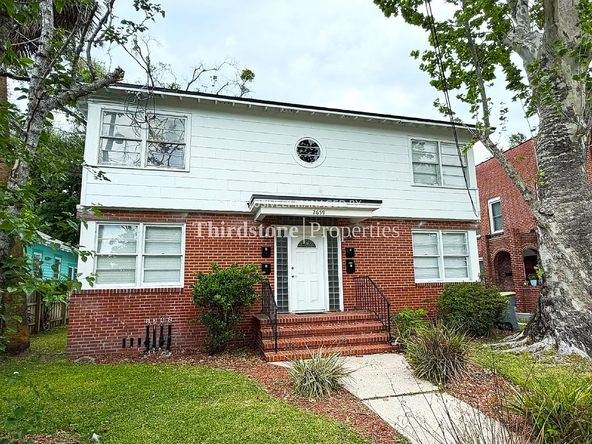 Building Photo - 2659 College St #4