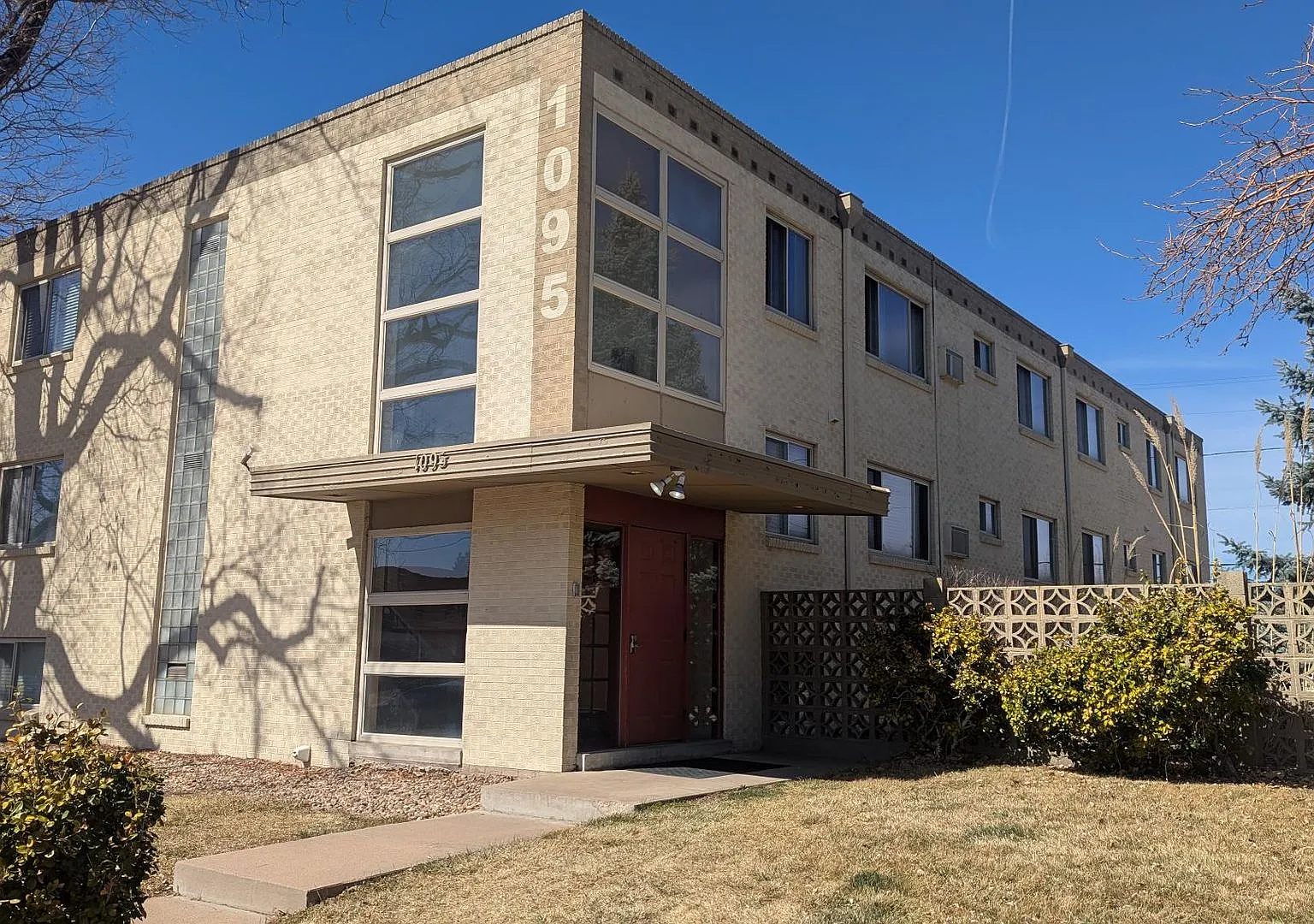 Pinnacle Lilley LLC — Photo 1
