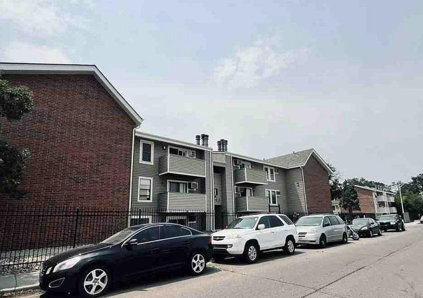 1st image of 10150 E Virginia Ave
