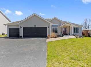 15561 Bombay Blvd, South Beloit, IL 61080