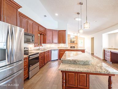 8560 Snowfire Dr, Orlando, FL 32818 | Zillow