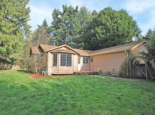 7550 NE Beachwood Ave, Poulsbo, WA 98370