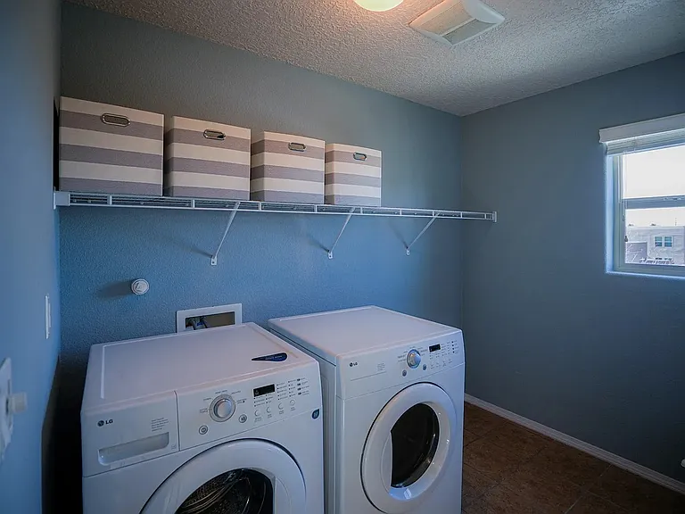 4221 Luz De Estrella — Photo 13