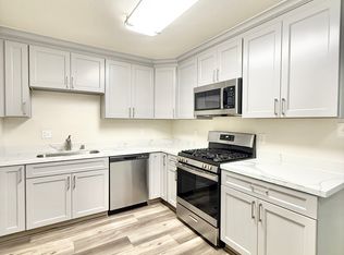 1809 W Rumble Rd, Modesto, CA 95350