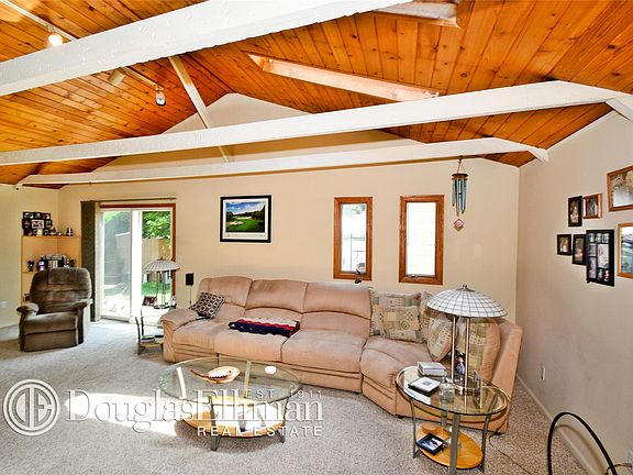 4th image of 23 Beachwood Dr