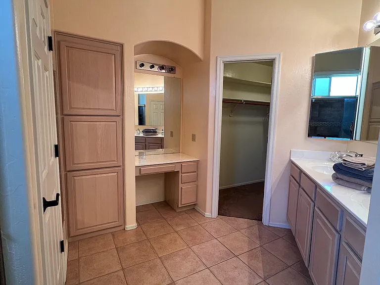 3048 W Desert Glory Dr — Photo 7