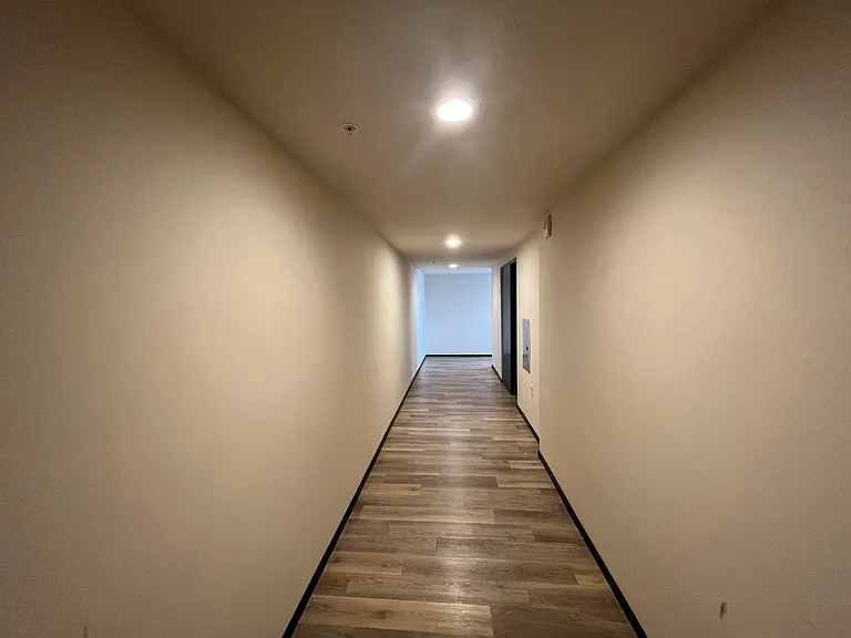 Galaxie High Rise Apartments — Photo 52