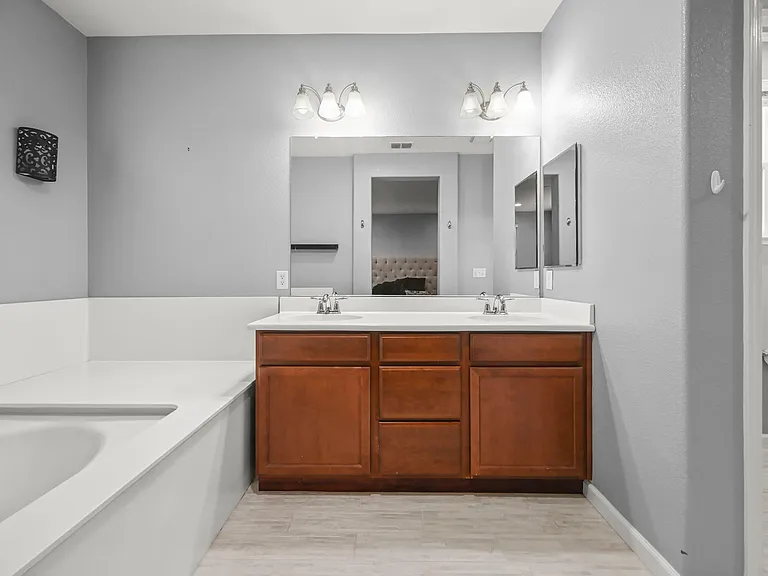 512 Falling Star Dr — Photo 13