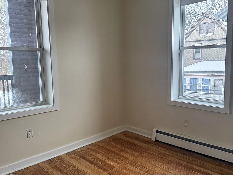 30 Saint Jerome Ave #2R — Photo 19