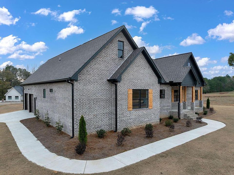 1st image of 48 Lakeside Dr