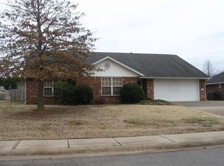 1907 S K St, Rogers, AR 72758