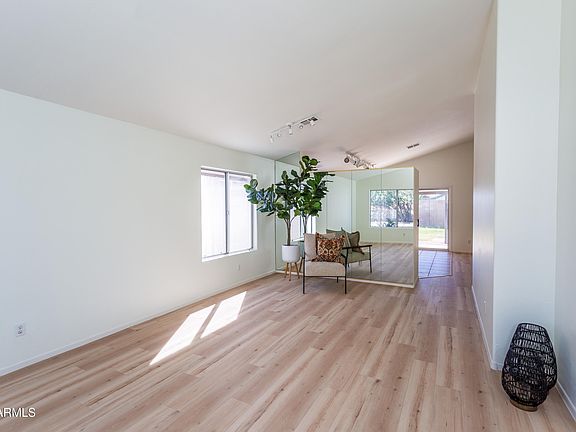 2nd image of 3053 W CAT BALUE Drive