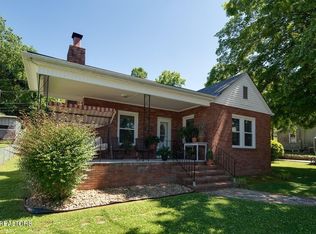 820 Trenton St, Harriman, TN 37748