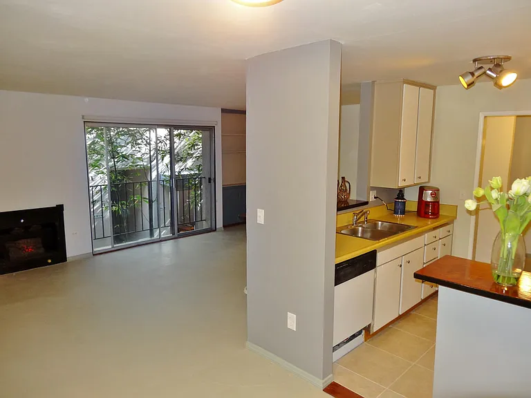 48 Paloma Ave #5 — Photo 3
