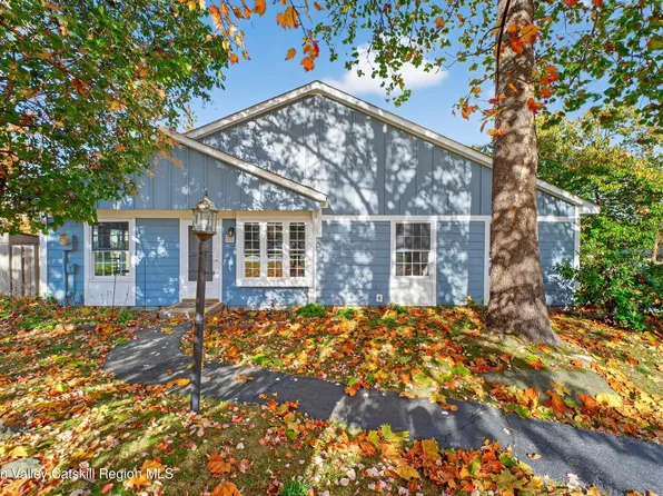 48 Sunny Brook Circle, Highland, NY 12528