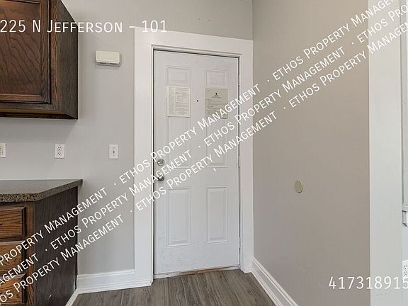 2nd image of 1225 N Jefferson Ave #101