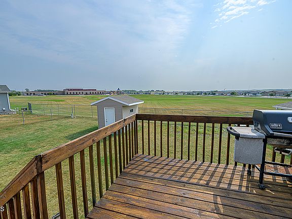 2nd image of 3623 Roosevelt Dr