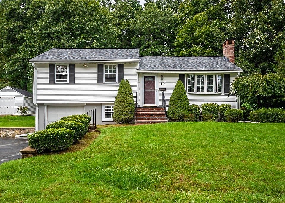 1st image of 20 Fieldbrook Dr