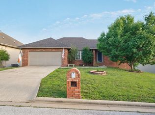 710 Silver Streak Road, Nixa, MO 65714