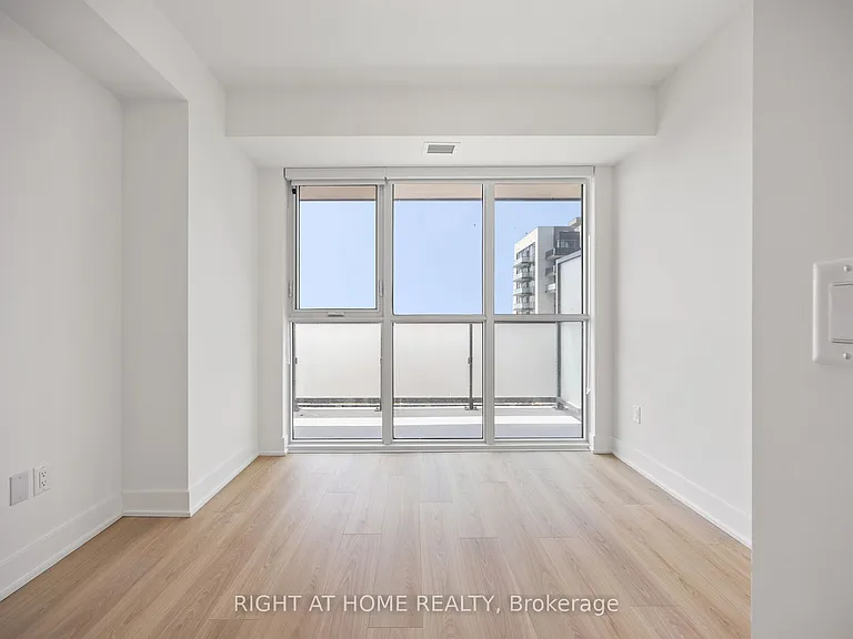 2545 Simcoe St N #2211 — Photo 13