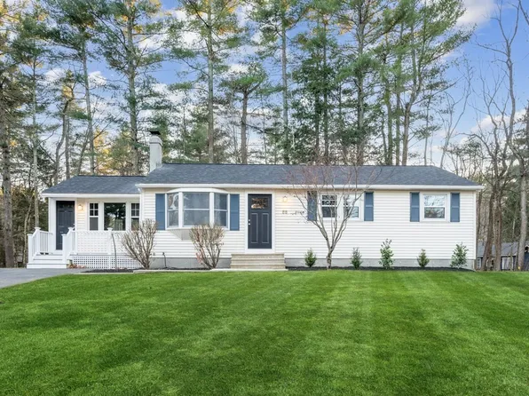 88 Maplewood Dr, Townsend, MA 01469