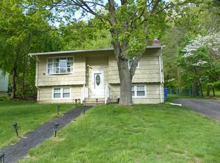 50 Fieldwood Rd, Waterbury, CT 06704