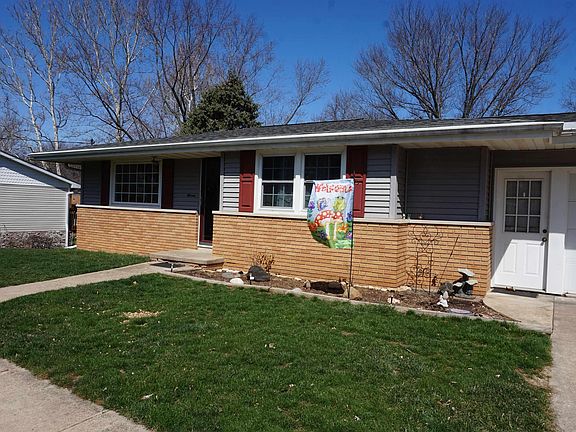 2nd image of 11 Holly Ln