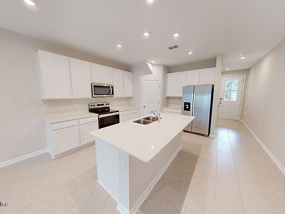 4th image of 1023 EGRET BRANCH Way