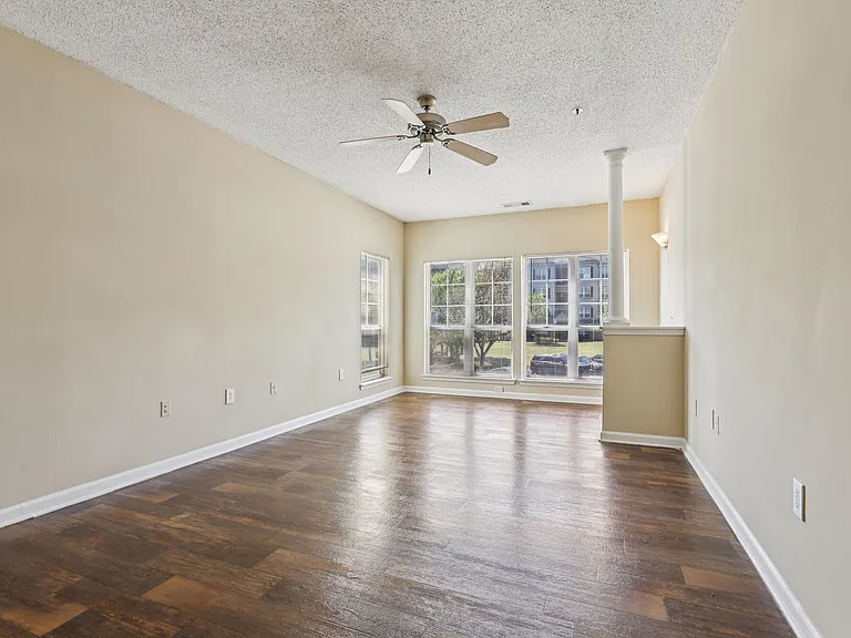 Brookside Park Apartments — Photo 56
